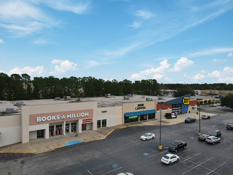 1707-1729 Norman Dr, Valdosta, GA à louer - Photo de l’immeuble – Image 1 sur 15