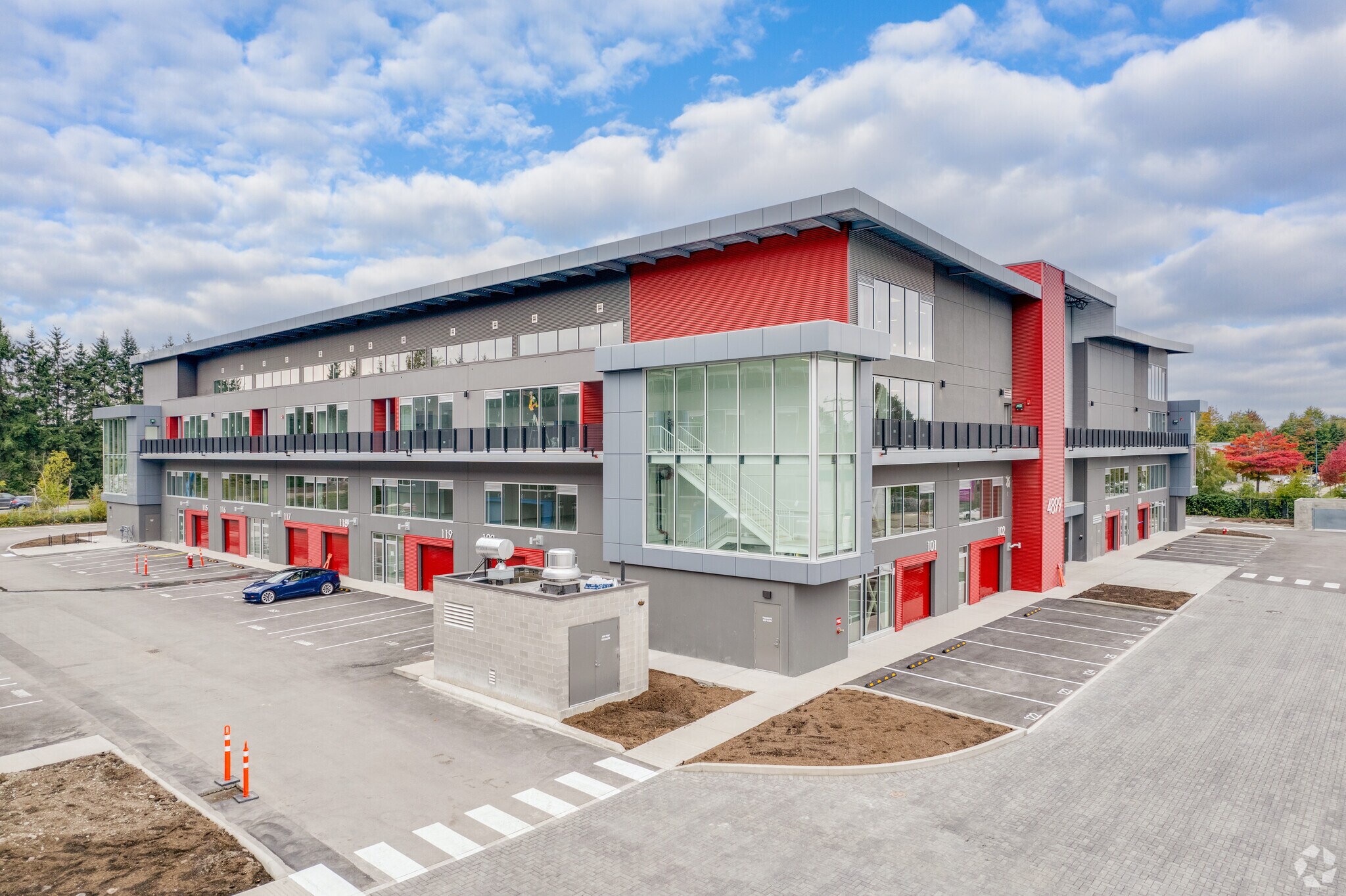 4888 Vanguard Rd, Richmond, BC à louer Photo principale– Image 1 sur 25