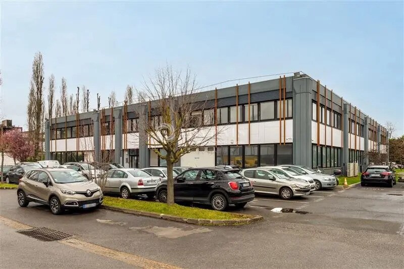 Bureau dans Gennevilliers à louer - Photo de l’immeuble – Image 1 sur 10