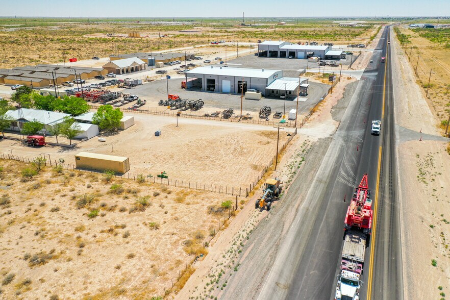 228 US Highway 285, Pecos, TX à louer - Photo de l’immeuble – Image 3 sur 14