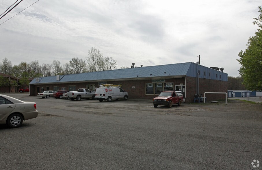 210-216 Gifford Pl, Joelton, TN à vendre - Photo de l’immeuble – Image 2 sur 5