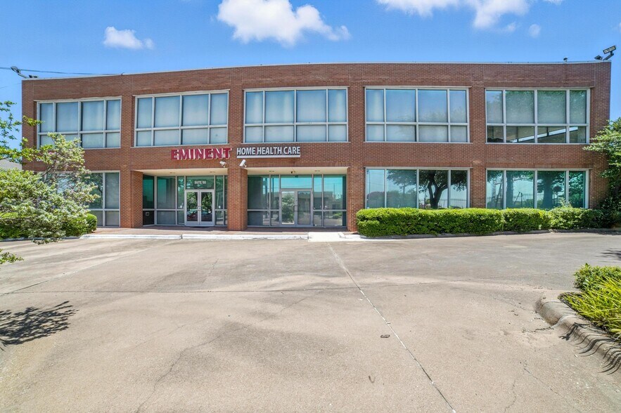 10864 Audelia Rd, Dallas, TX à louer - Photo de l’immeuble – Image 2 sur 21