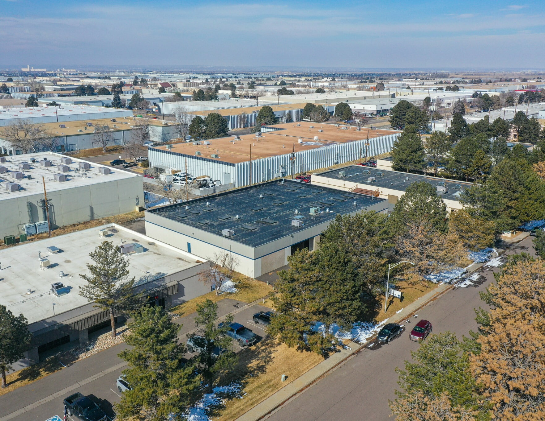 4825 Oakland St, Denver, CO à louer Photo intérieure– Image 1 sur 33