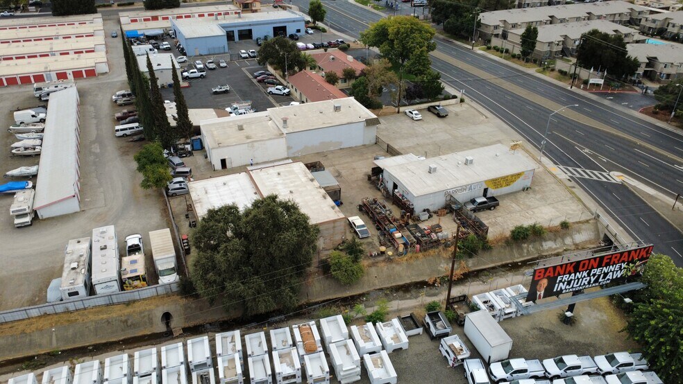 3805 Madison Ave, North Highlands, CA à vendre - Photo de l’immeuble – Image 2 sur 2