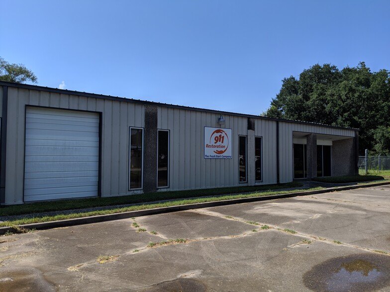 5330 Avenue N, Santa Fe, TX à louer - Photo de l’immeuble – Image 1 sur 21