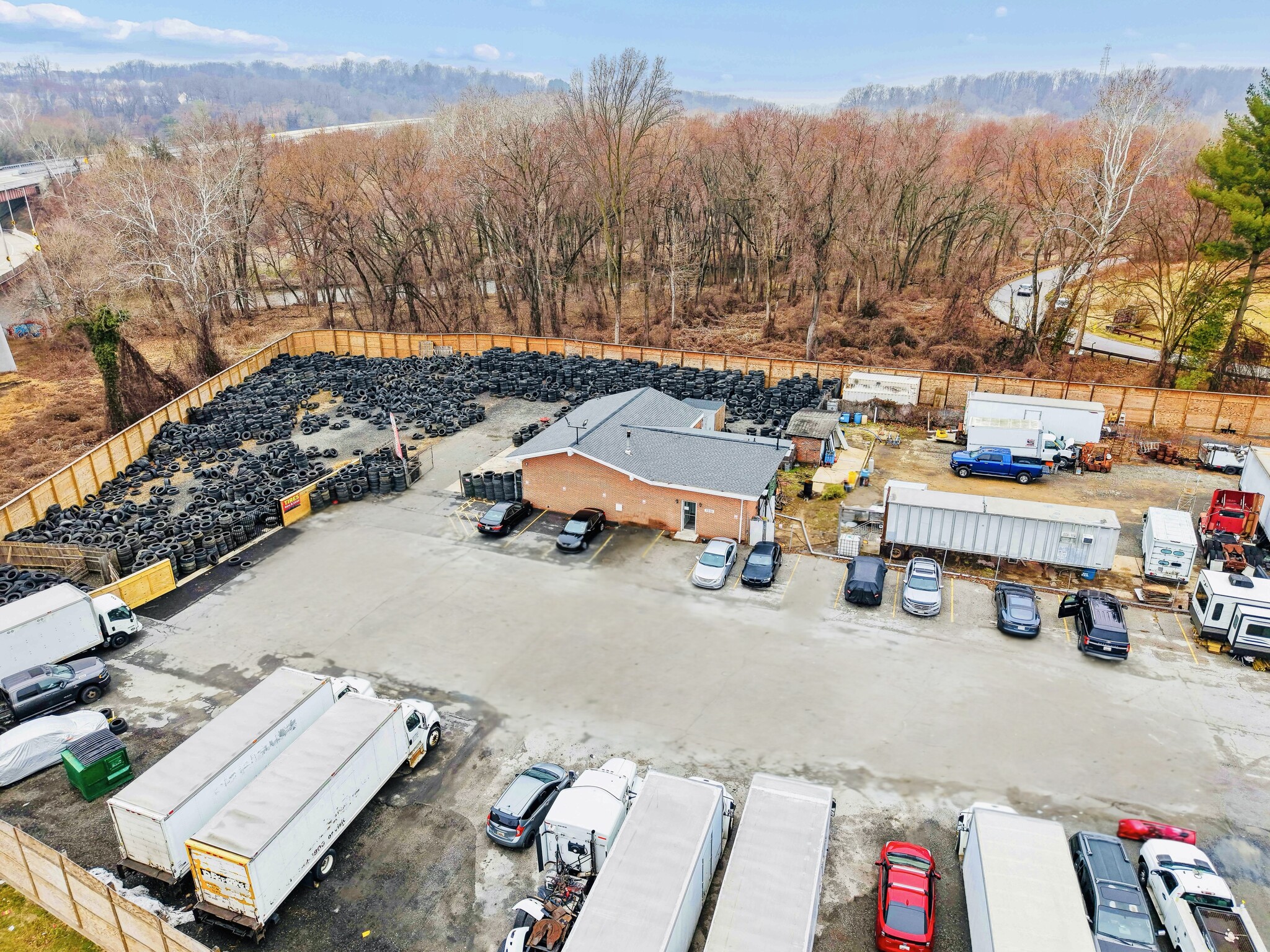 5230 Washington Blvd, Halethorpe, MD à louer Aérien– Image 1 sur 9