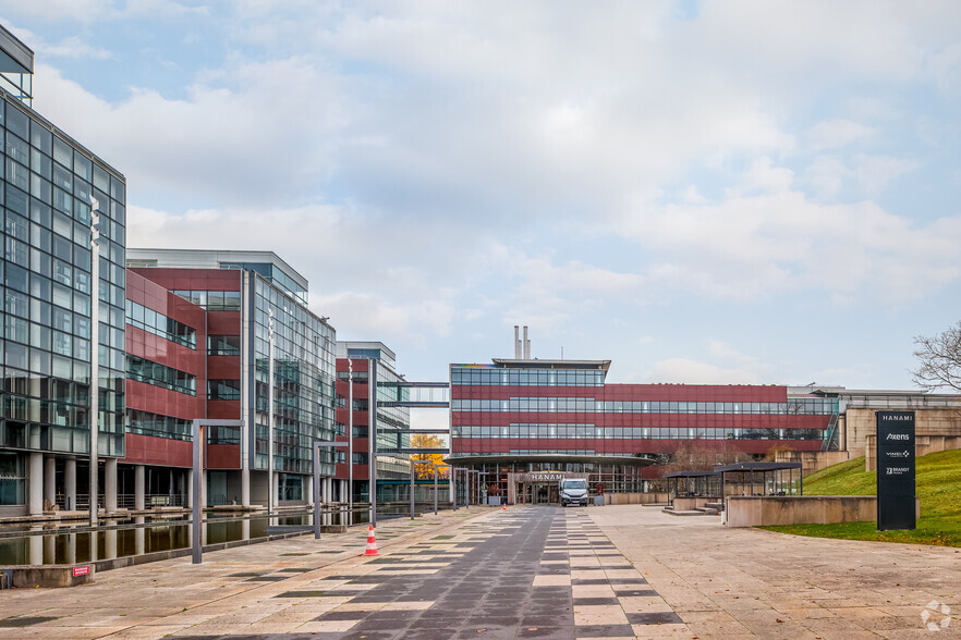 Bureau dans Rueil-Malmaison à louer - Photo principale – Image 1 sur 3