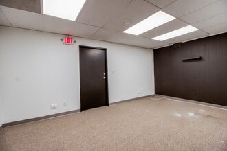 101 West St, Hillsdale, NJ à louer Photo intérieure– Image 1 sur 2