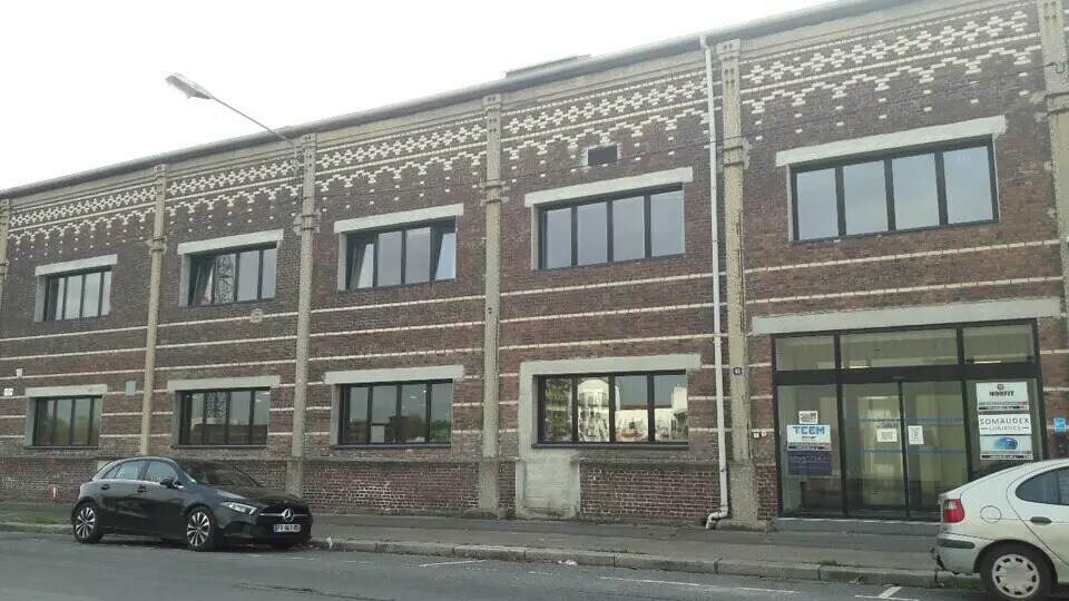 Bureau dans Le Havre à louer - Photo de l’immeuble – Image 1 sur 6