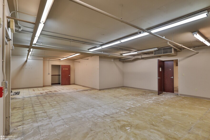 11 W 2nd St, Bethlehem, PA à vendre - Photo intérieure – Image 3 sur 12