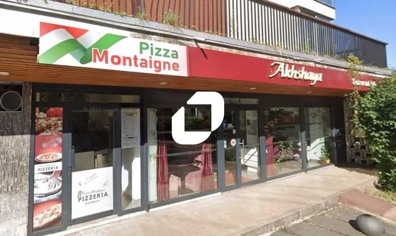 Local commercial dans Fontenay-le-Fleury à louer Photo de l’immeuble– Image 1 sur 2