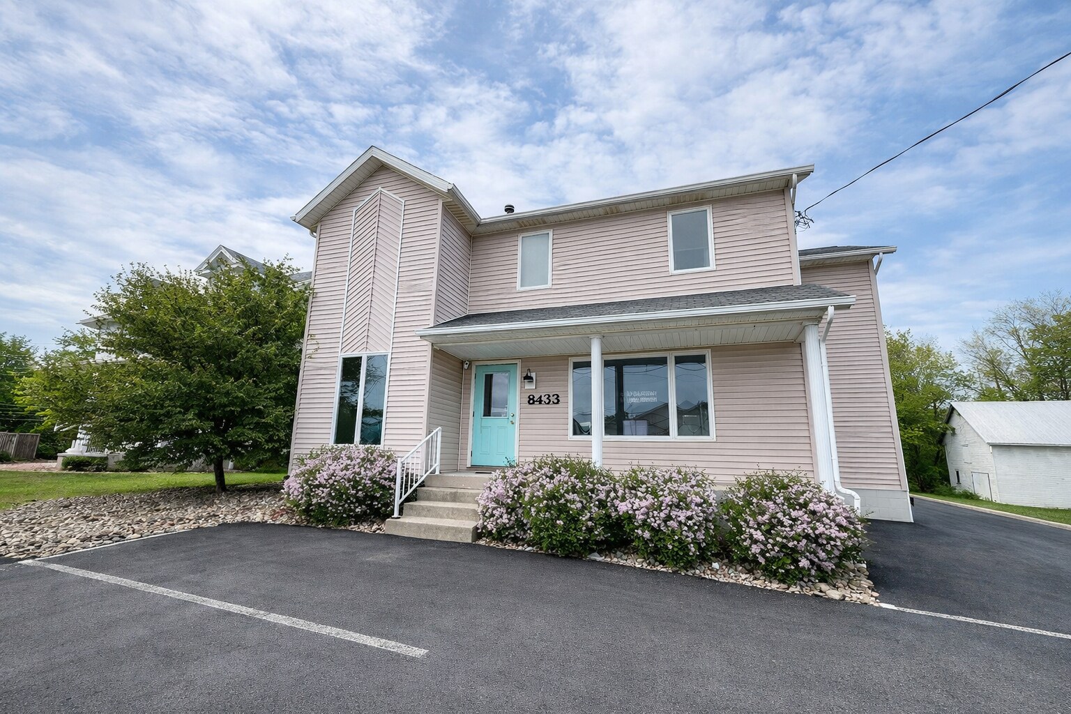 8433 Cleveland Ave NW, Canton, OH à vendre Photo principale– Image 1 sur 52