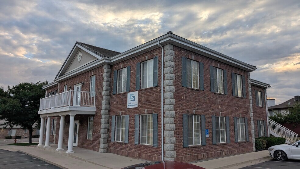 461 E 1000 S, Pleasant Grove, UT à vendre - Photo de l’immeuble – Image 3 sur 5