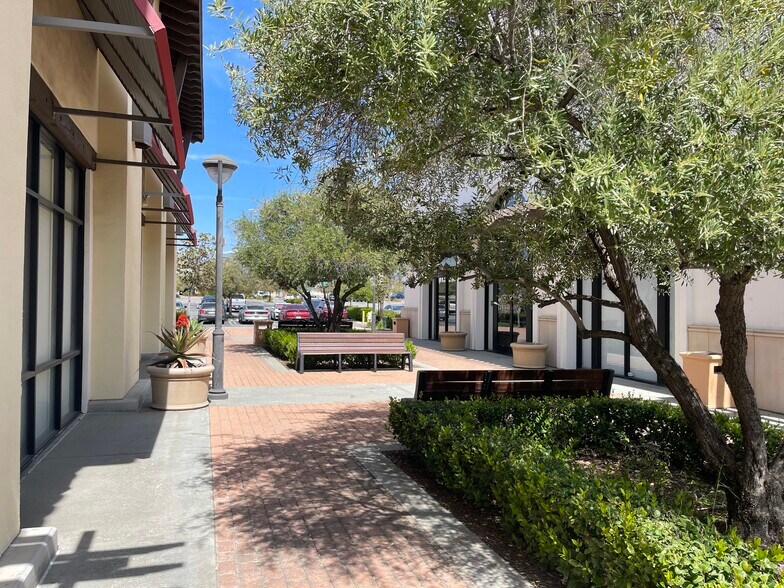 Nason St, Moreno Valley, CA à louer - Photo de l’immeuble – Image 3 sur 5