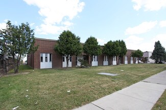 Plus de détails pour 184-188 Limestone Cres, Toronto, ON - Industriel/Logistique à louer