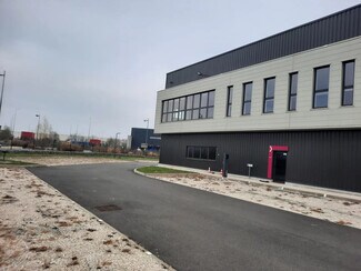 Plus de détails pour Industriel/Logistique à louer