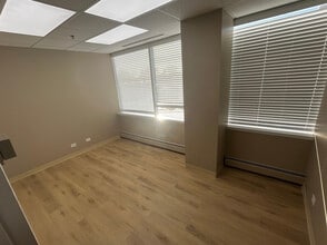 1733 Park St, Naperville, IL à louer Photo intérieure– Image 2 sur 6