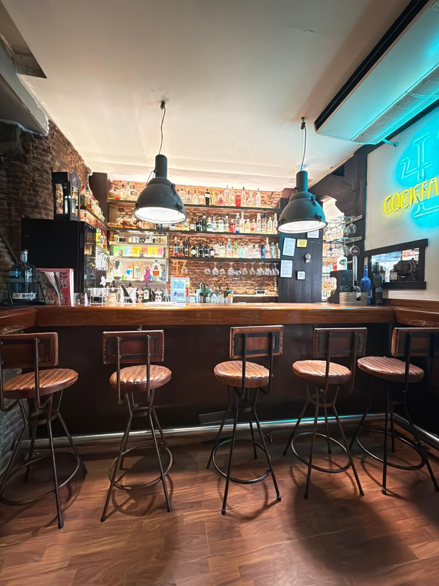 Local commercial dans Madrid, Madrid à louer Photo principale– Image 1 sur 6