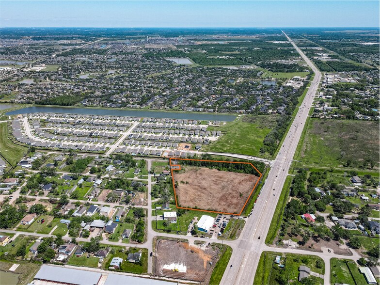 14401-14427 Highway 6, Rosharon, TX à vendre - Photo de l’immeuble – Image 1 sur 1