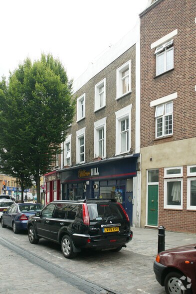 146-148 Battersea High St, Londres à louer - Photo principale – Image 1 sur 2