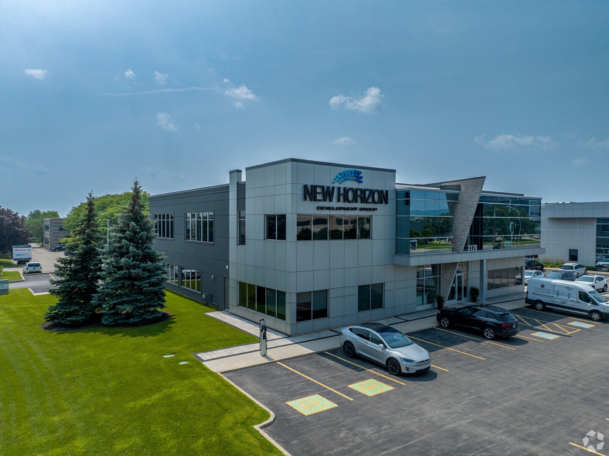 3170 Harvester Rd, Burlington, ON à louer Photo principale– Image 1 sur 7