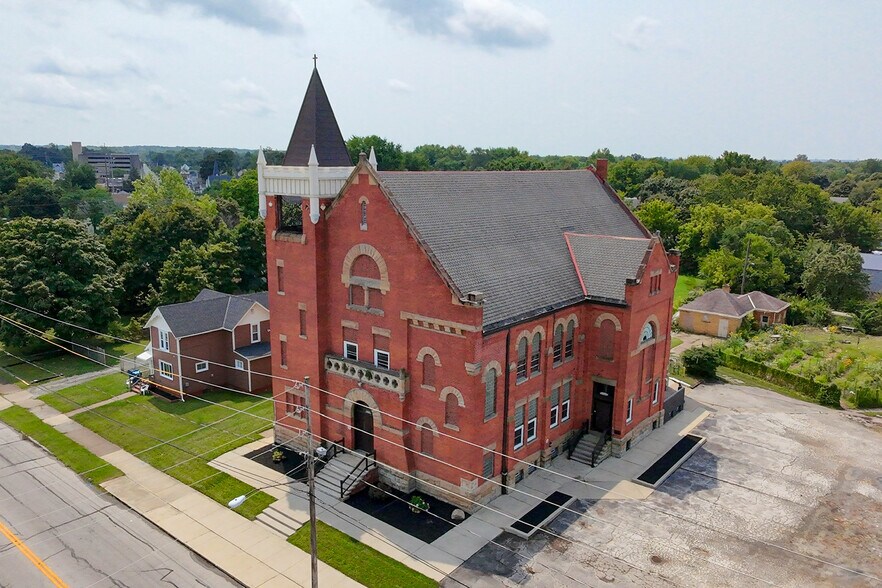 1548 Reid Ave, Lorain, OH à vendre - Photo de l’immeuble – Image 2 sur 29