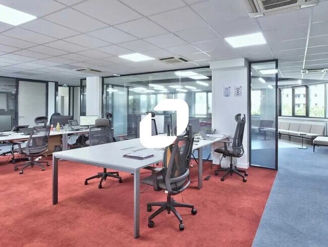 Plus de détails pour Bureau à louer