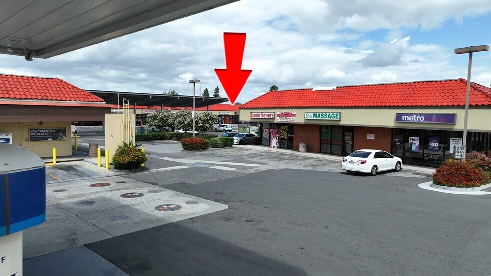 3830 N Mckinley St, Corona, CA à louer - Vidéo sur l’annonce professionnelle – Image 2 sur 4
