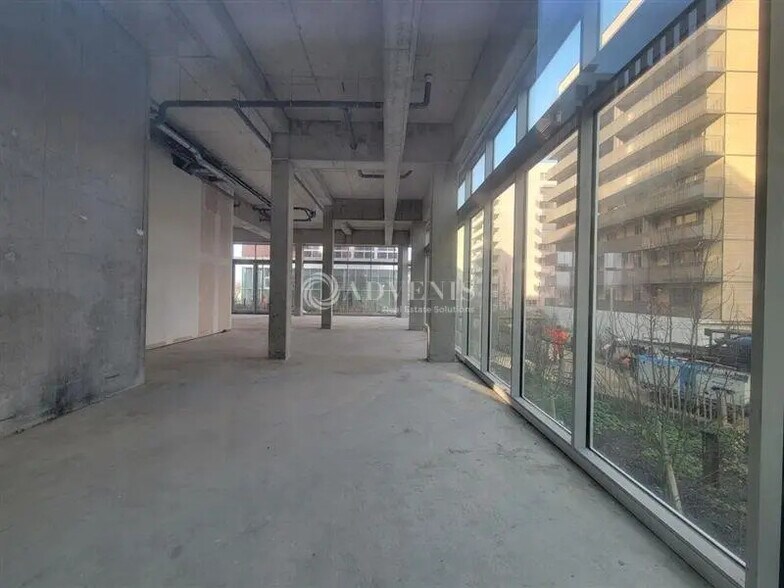 54 Quai De Seine, Saint-Ouen-sur-Seine à louer - Photo de l’immeuble – Image 3 sur 4
