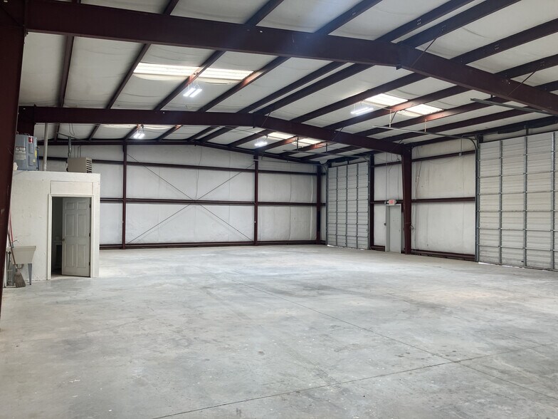 51 Pearl Industrial Ave, Hoschton, GA à louer - Photo intérieure – Image 3 sur 4
