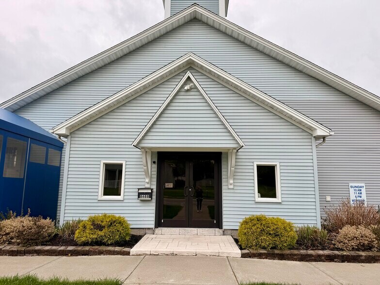 8688 S Main St, Eden, NY à vendre - Photo de l’immeuble – Image 2 sur 42