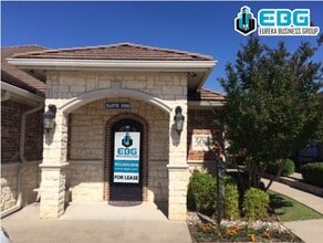 5926 W Parker Rd, Plano, TX à louer Photo intérieure– Image 1 sur 9