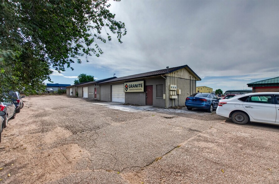 5265 Galley Rd, Colorado Springs, CO à vendre - Photo principale – Image 1 sur 1