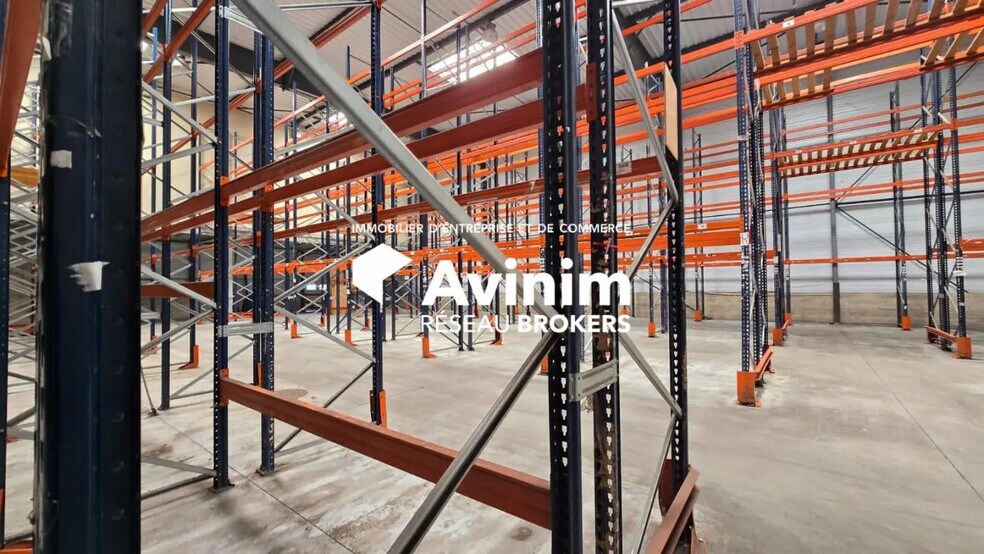 Industriel/Logistique dans Goussainville à vendre - Photo intérieure – Image 3 sur 20