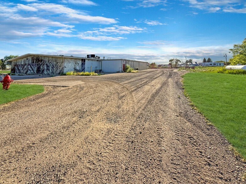 508 US-52, Velva, ND à vendre - Photo de l’immeuble – Image 3 sur 32