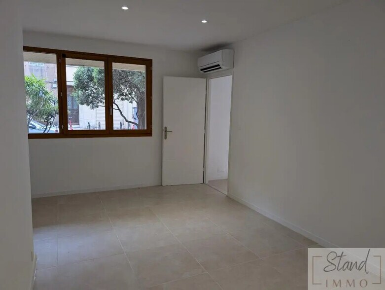 Bureau dans Marseille à vendre - Photo de l’immeuble – Image 3 sur 5