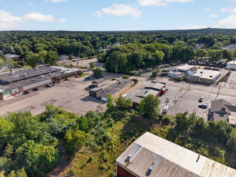 234 O'Neil Blvd, Attleboro, MA à vendre - Aérien – Image 2 sur 18
