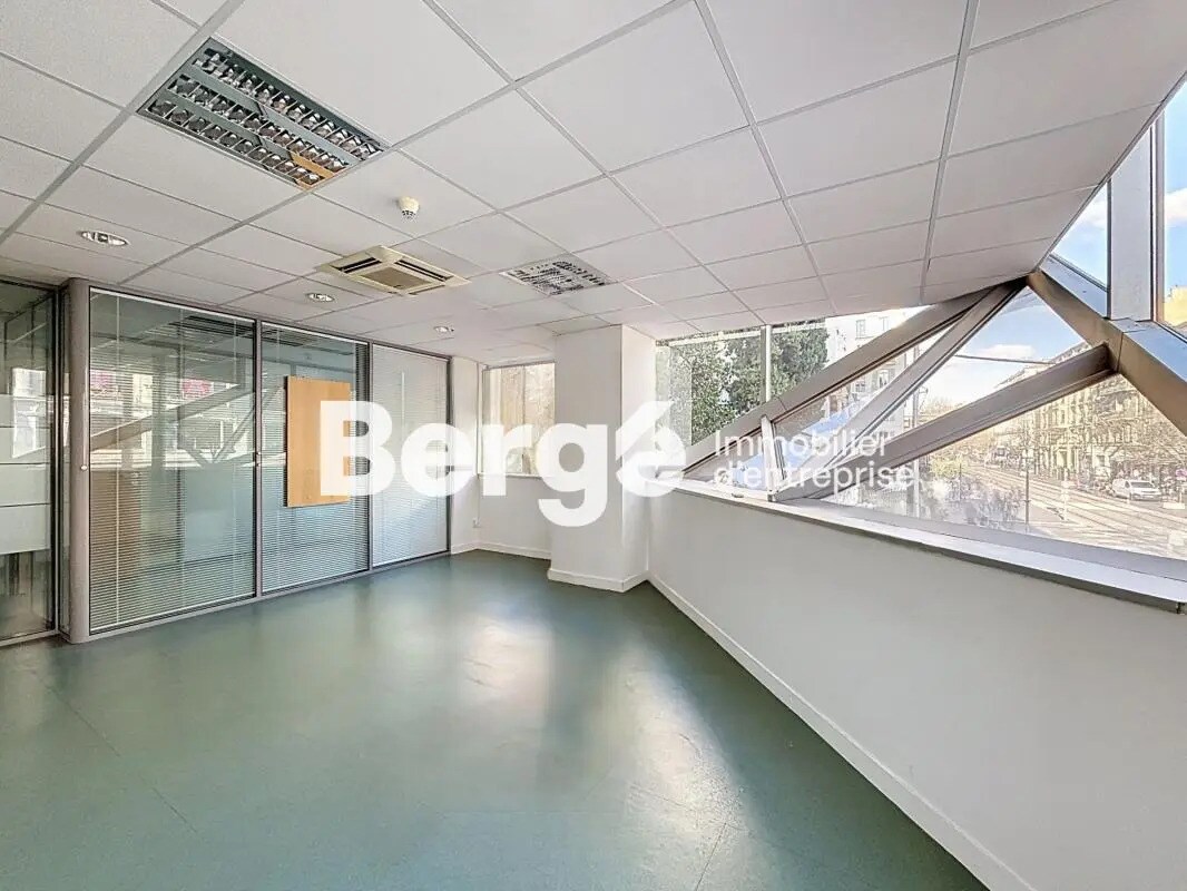 Bureau dans Nice à louer Photo intérieure– Image 1 sur 8