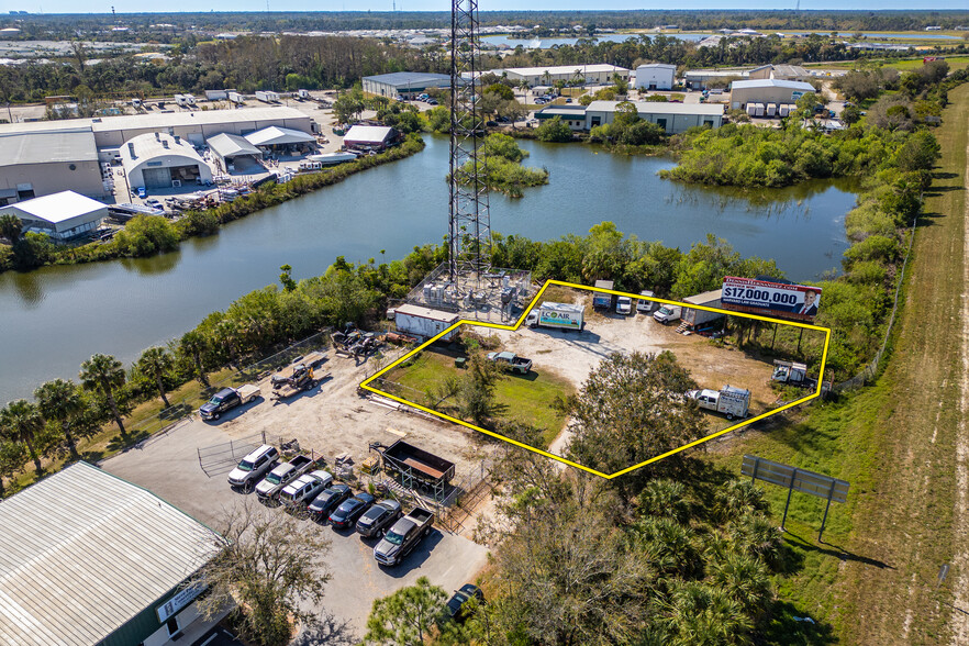 7997 Mercantile St, North Fort Myers, FL à vendre - Aérien – Image 3 sur 21