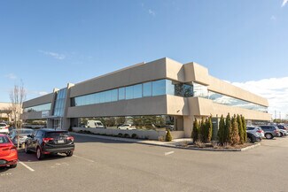 Plus de détails pour 70 Charles Lindbergh Blvd, Uniondale, NY - Bureau à vendre