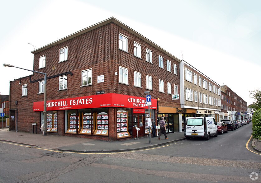 295-309 High Road, Loughton, Essex, IG10 portefeuille de 6 biens à vendre sur LoopNet.fr - Photo principale – Image 2 sur 7