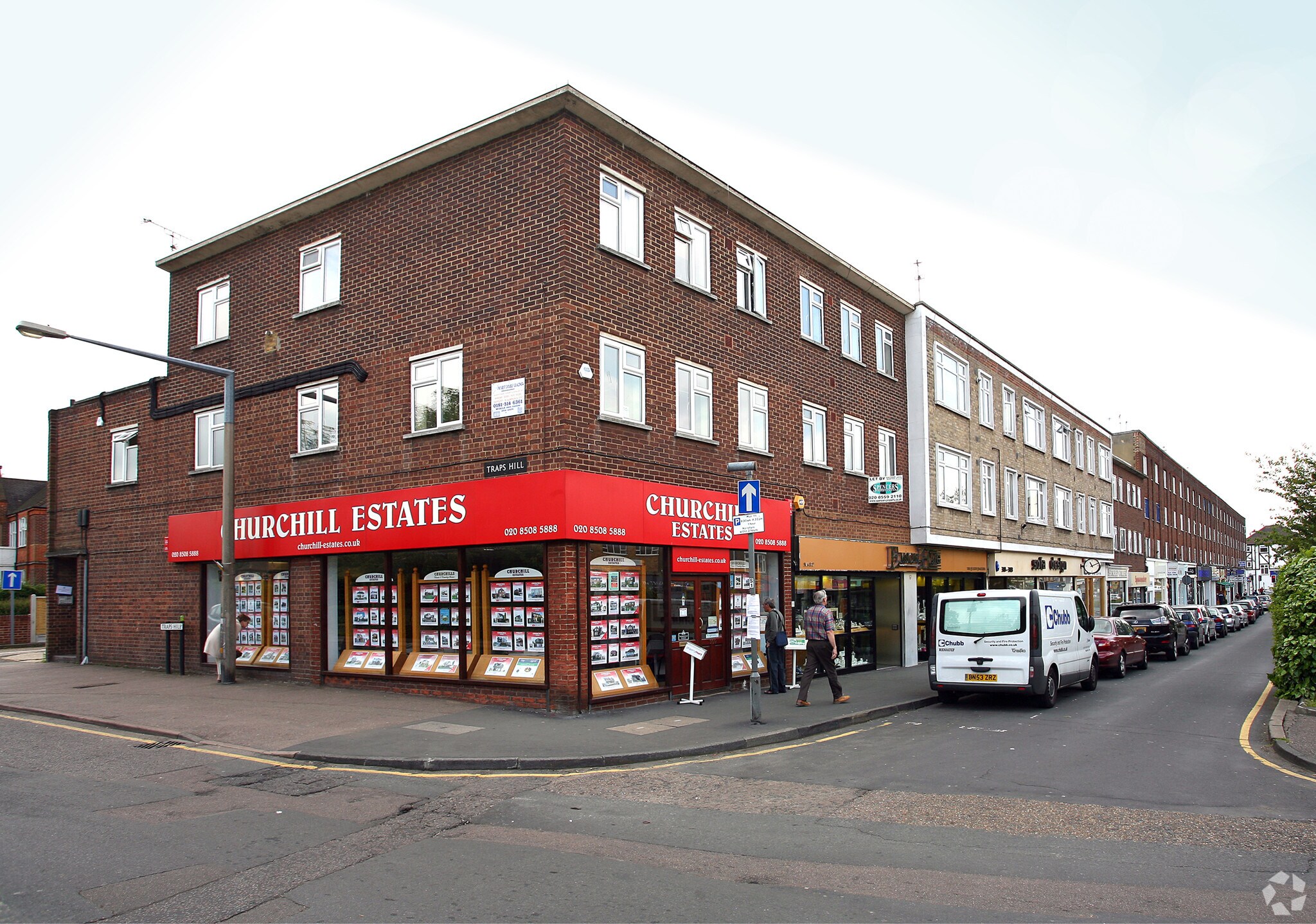 295 High Rd, Loughton à vendre Photo principale– Image 1 sur 2