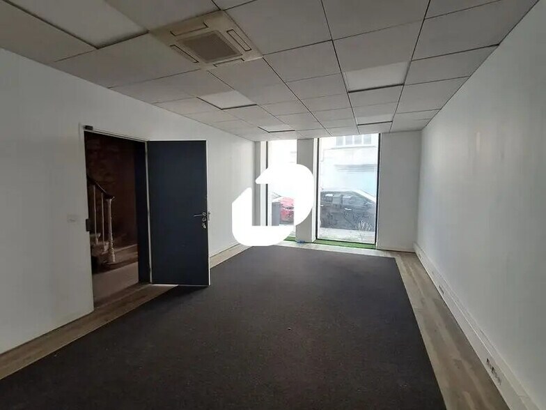 Bureau dans Bordeaux à vendre - Photo de l’immeuble – Image 2 sur 15