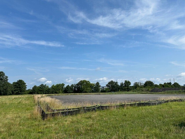 Bainbridge Point, Chesapeake, VA à louer - Photo de l’immeuble – Image 2 sur 11