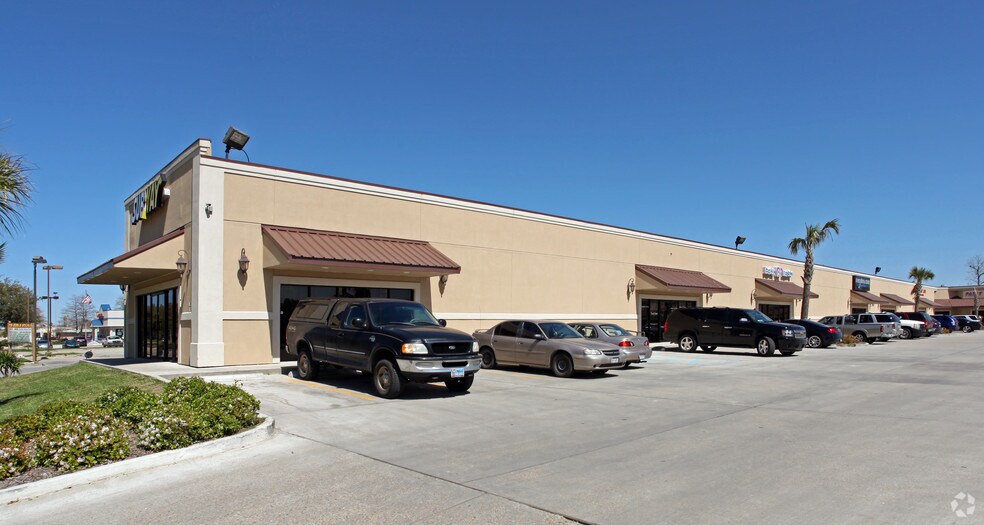 5961 Bullard Ave, New Orleans, LA à vendre - Photo principale – Image 1 sur 1