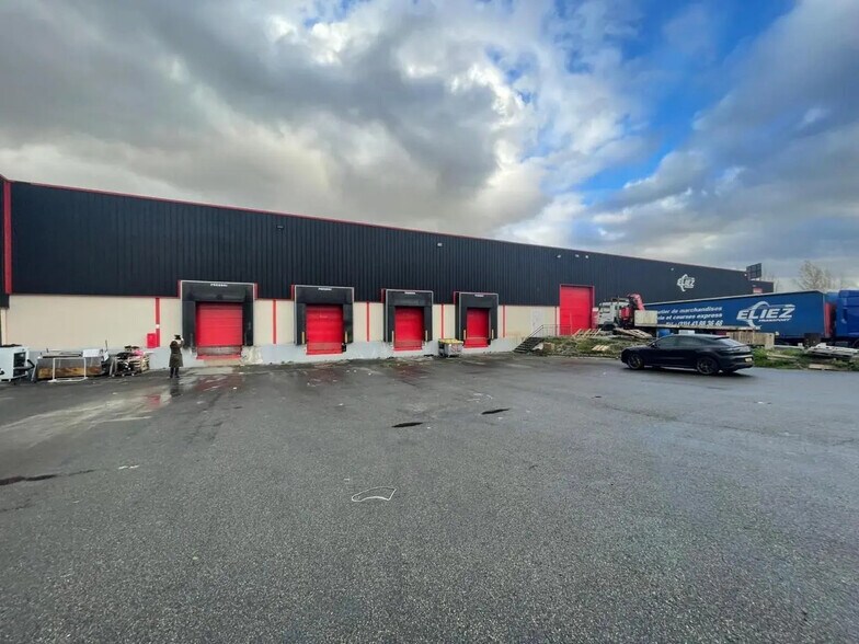 12 Avenue Des Prés Boucher, Dammartin-en-Goële à louer - Photo de l’immeuble – Image 1 sur 8