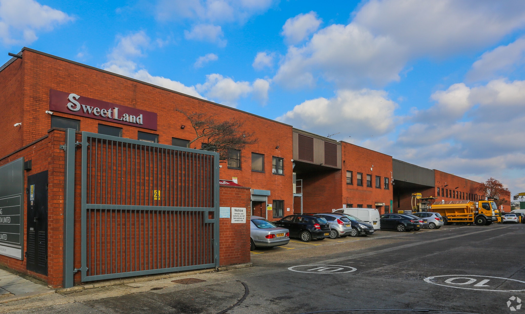 29-35 North Acton Rd, Londres à louer Photo principale– Image 1 sur 4