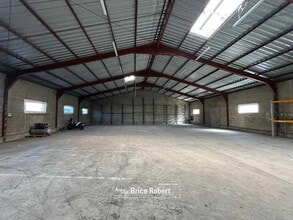 Bureau dans Irigny à louer Photo intérieure– Image 1 sur 6