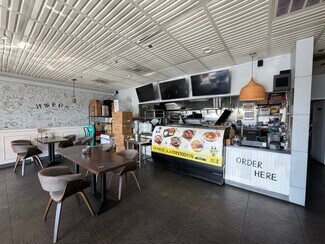 Plus de détails pour 627-655 W Duarte Rd, Arcadia, CA - Local commercial à louer