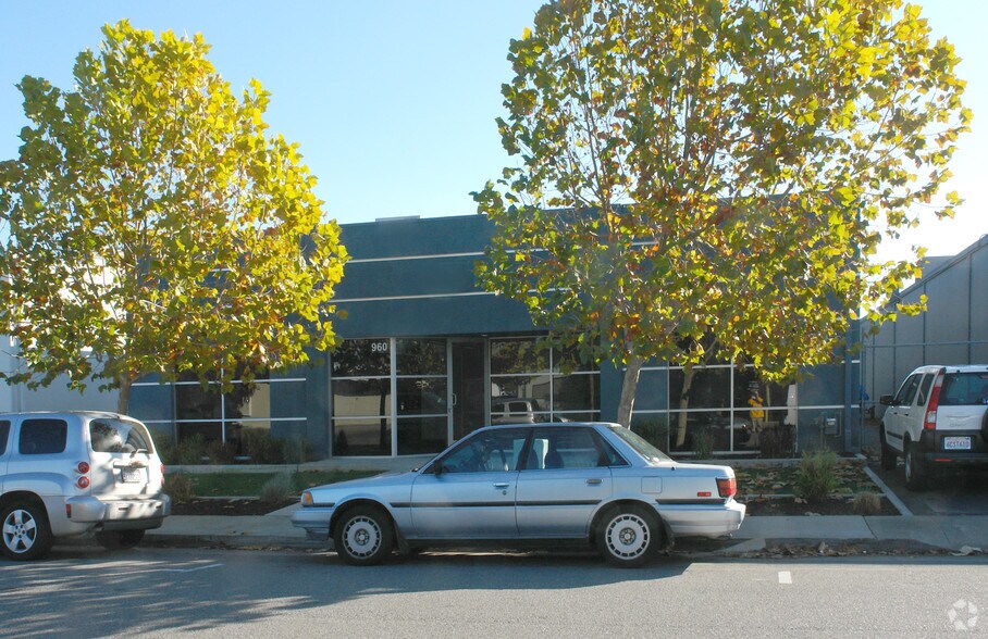 960 Commercial St, Palo Alto, CA à louer - Photo de l’immeuble – Image 3 sur 4